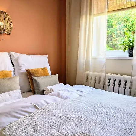 Apartman By The River, Sauna Included *