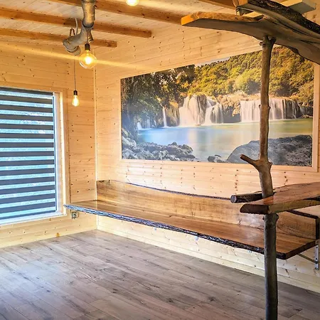 By The River, Sauna Included 科沃布热格