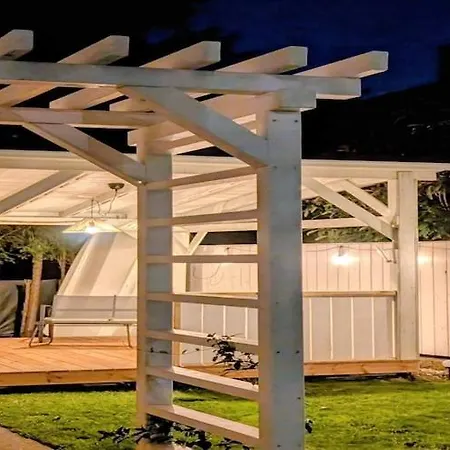 Apartment By The River, Sauna Included